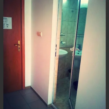 Concordia Plaza 2 Hotel 3*