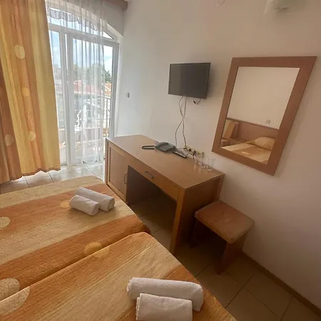 Concordia Plaza 2 Hotell 3*